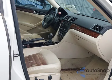 2012 Volkswagen Passat 2.5L Sel Premium из США, поврежденный, VIN 1VWCP7A35CC043369